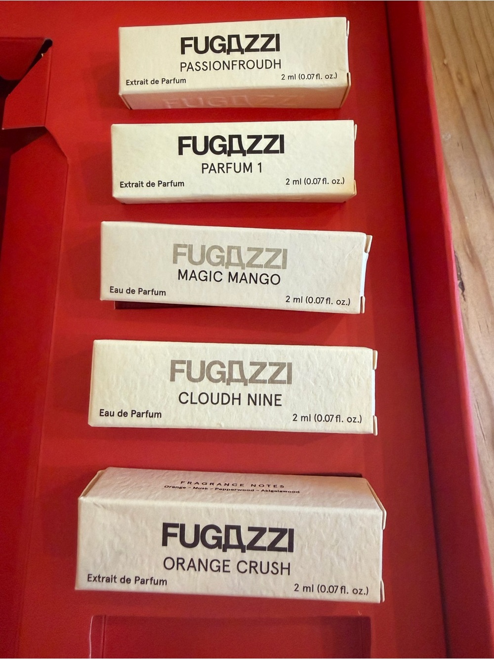 FUGAZZI Mini Eau de Parfum discovery set.